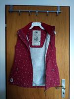 Tolle dunkelrote Weste von Ragwear in Gr. M, wie neu Niedersachsen - Schwülper Vorschau