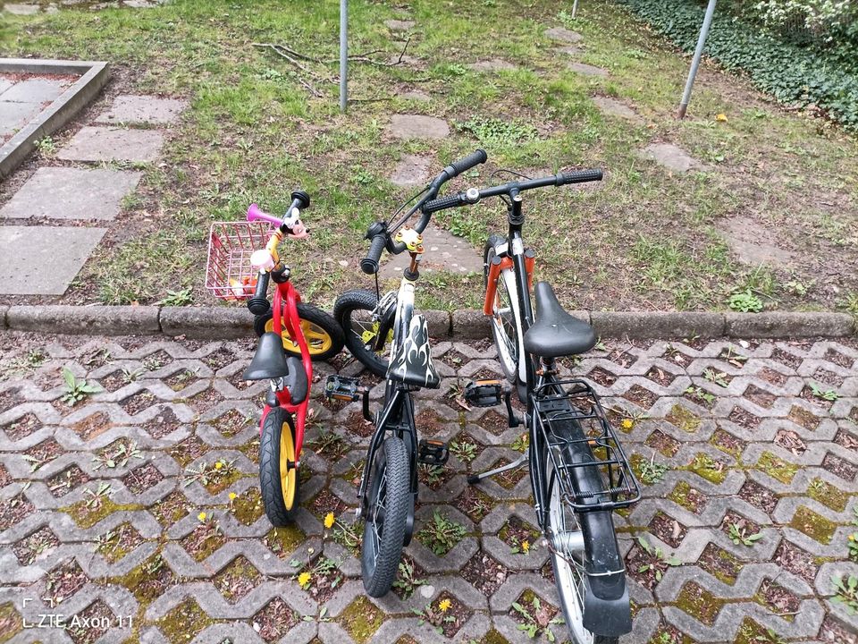 Gebrauchte Laufrad+2 kinder Fahrrad im guten Zustand in Berlin