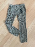 neu Guess weiche leichte Cargohise Gr 26 Gr XS Hessen - Wettenberg Vorschau