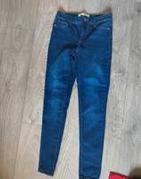 blaue Jeans in Größe 34 (Neu) Niedersachsen - Rosengarten Vorschau