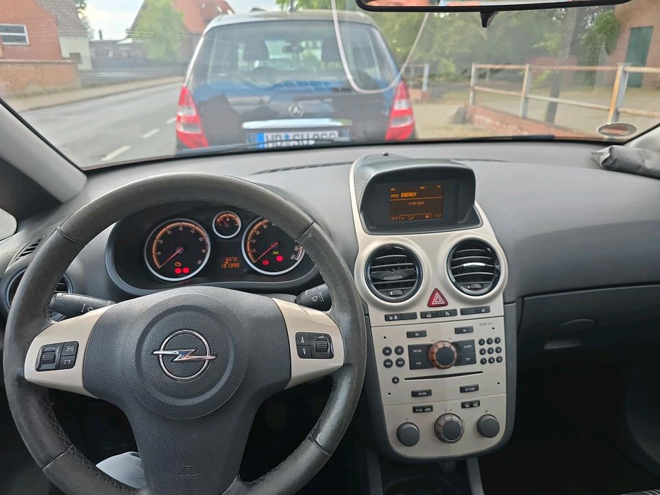 Opel Corsa D  1.4 Benziner in Bremen