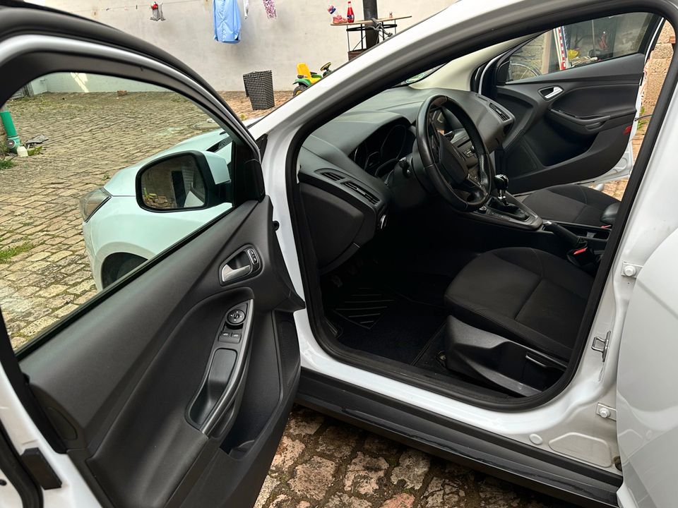 Ford Focus Turnier 1.5 TDCI - Zuverlässiger Begleiter sucht neuen in Weinolsheim