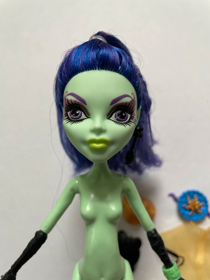 Monster High Amanita Nightshade in Wunstorf