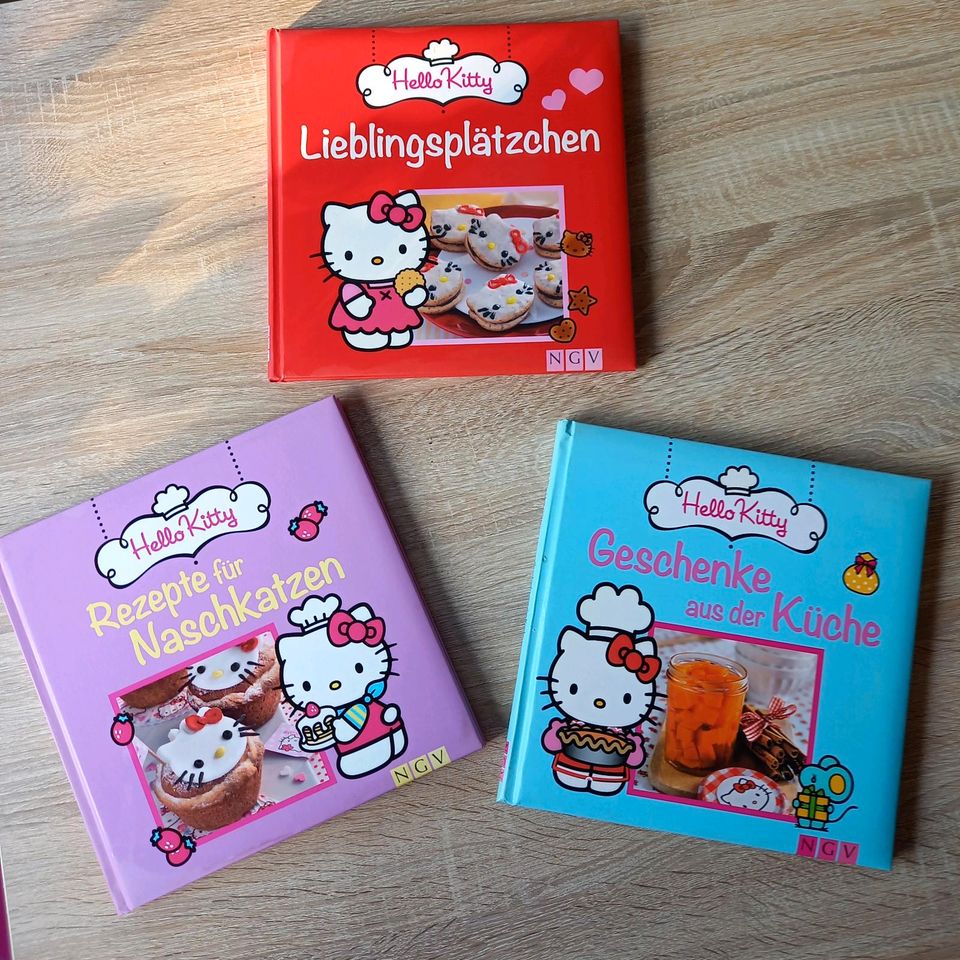 3 Hello Kitty Kochbücher in Lippetal