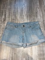 Jeans Shorts kurz hellblau Madonna Gr. M Bayern - Naila Vorschau