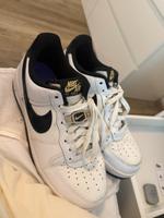 Nike air force 1 weiß schwarz Gold 41 Saarland - Riegelsberg Vorschau