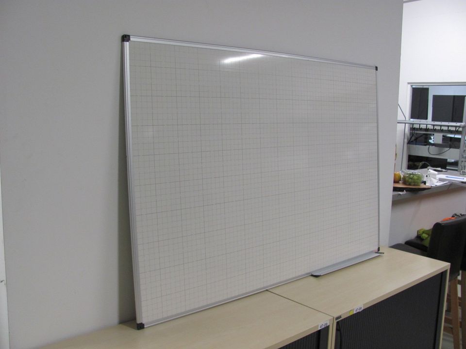 52-49 Office Depot Whiteboard Magnettafel 150x100cm Weiß kariert in  Baden-Württemberg - Winnenden | eBay Kleinanzeigen ist jetzt Kleinanzeigen