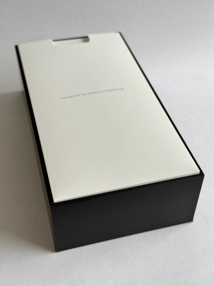 Apple iPhone 7 Plus mit 256 GB in jetblack/diamantschwarz in Bielefeld