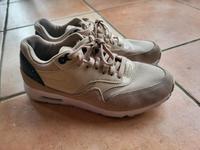Nike Air Max Gr. 41  Sneaker Sportschuhe Baden-Württemberg - Neckartailfingen Vorschau