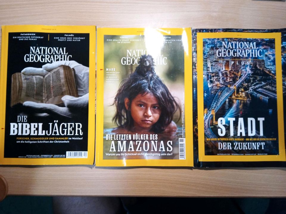 National Geographic Ausgaben in Halle