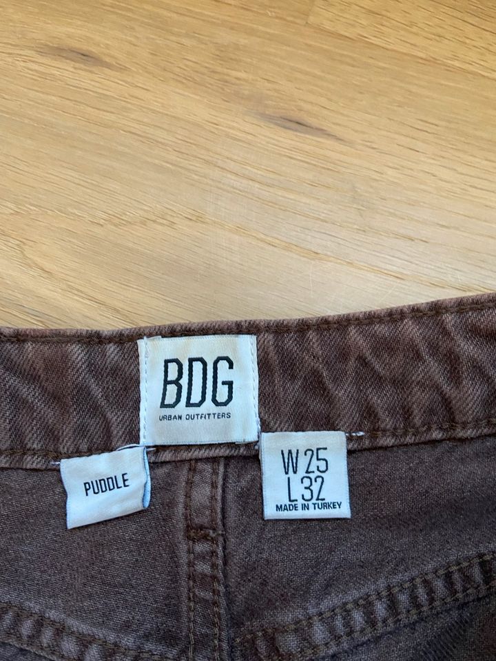 Jeans von BDG in Bergisch Gladbach