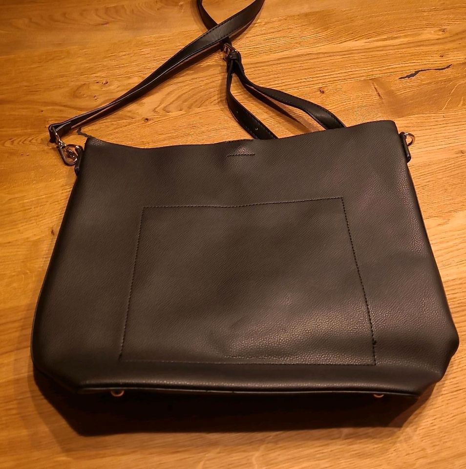 Tasche/Schultertasche Damen von David Jones Paris, schwarz, neu in Dresden