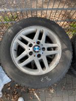 BMW Original Z3 Felgen Allwetterreifen 205/60 R15 Hessen - Rodgau Vorschau