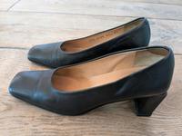 Voltan Pumps Damenschuhe Blockabsatz Leder schwarz 35,5 Nordrhein-Westfalen - Kreuzau Vorschau