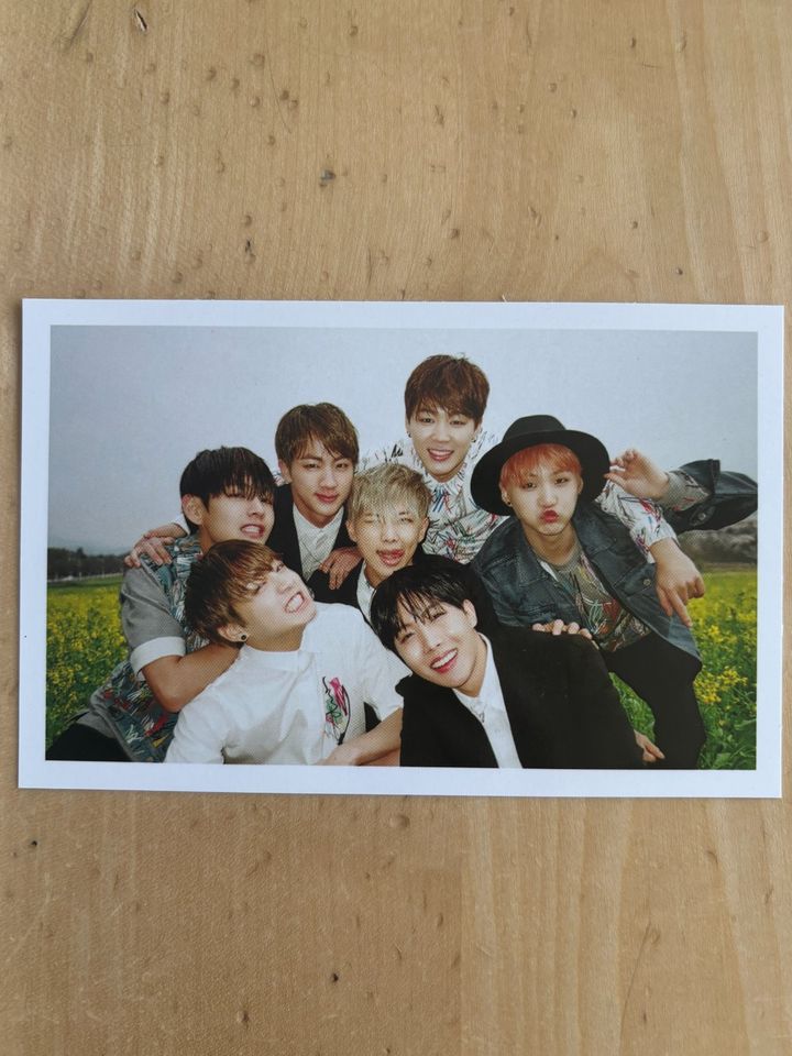 BTS 3rd Mini Album - HYYH [White Ver.] mit OT7 Photocard in München