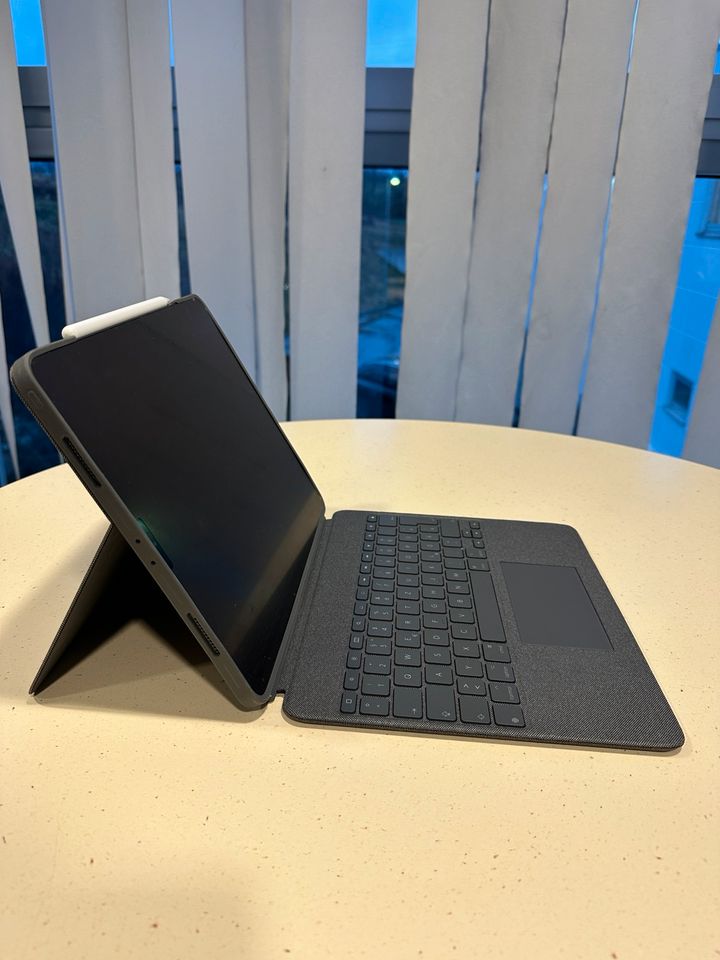 Logitech Combo Zouch 12.9 für IPAD PRO in Vöhrenbach