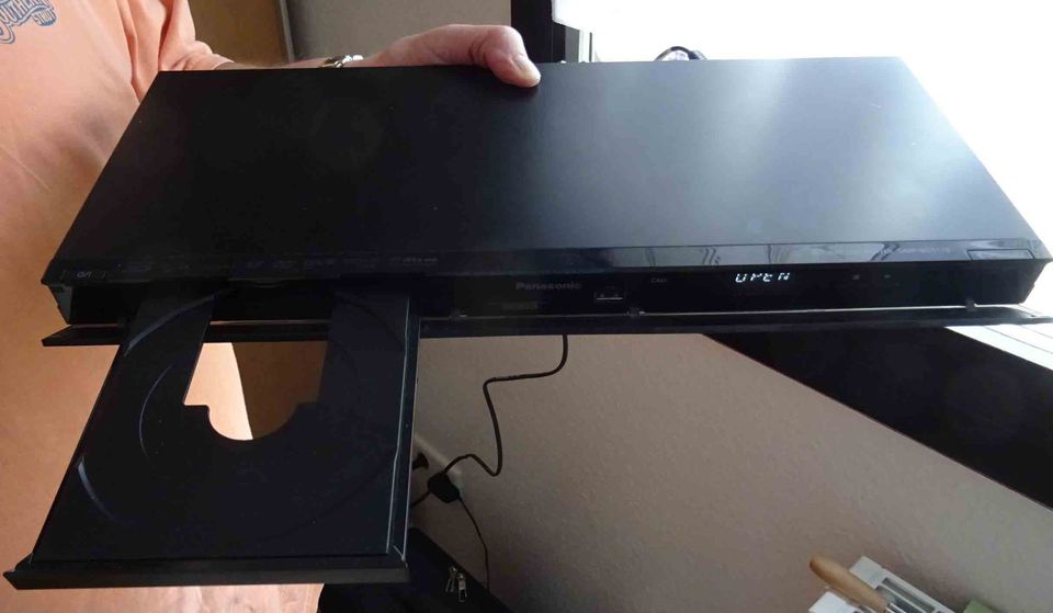 Panasonic Blue-Rayplayer DMP-BDT 110 in Worms
