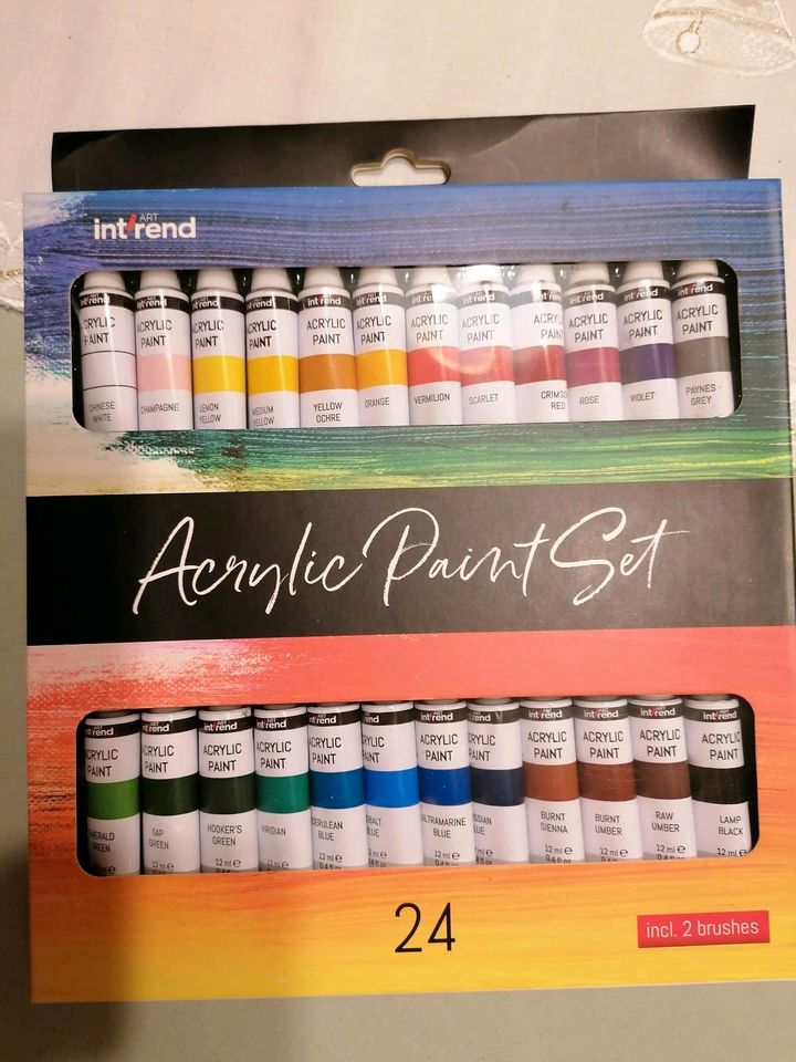 Acrylfarbe 24 Farben in Zedlitz