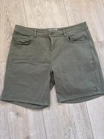 Damen Short zu verkaufen Bayern - Zwiesel Vorschau