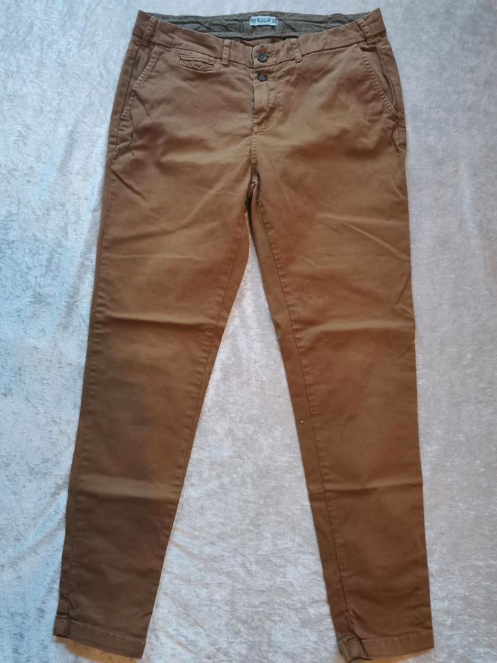 Pull & Bear Chinohose Gr 40 in Hamburg