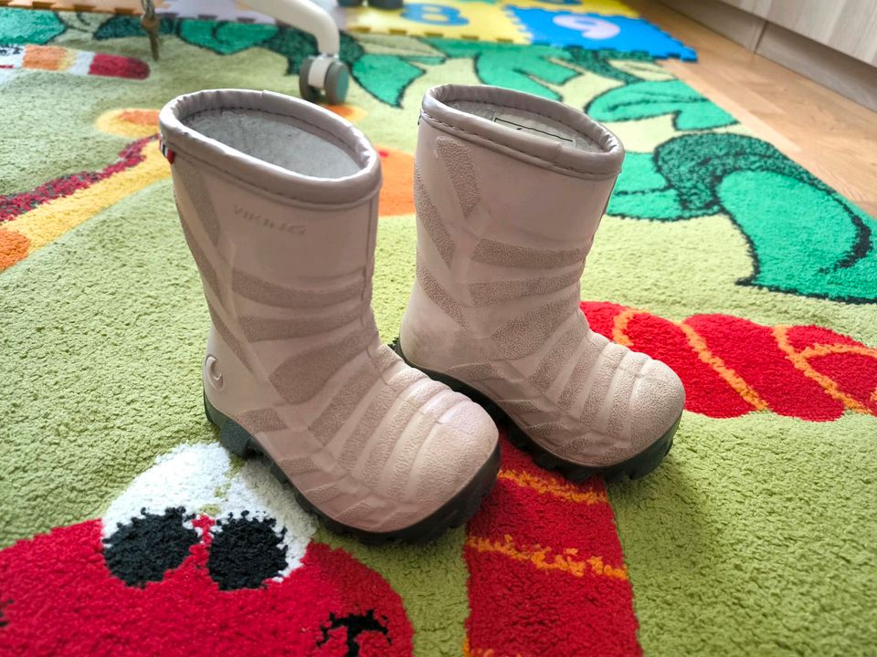 Kinder Gummistiefel Viking gefüttert gr 21 in Stuttgart