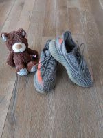 ADIDAS ❤️ Yeezy Boost 350 Gr. 39 1/3 Laufschuhe Bayern - Hof (Saale) Vorschau