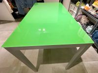 Tisch mit Glasplatte, in apfelgrün Bayern - Rosenheim Vorschau