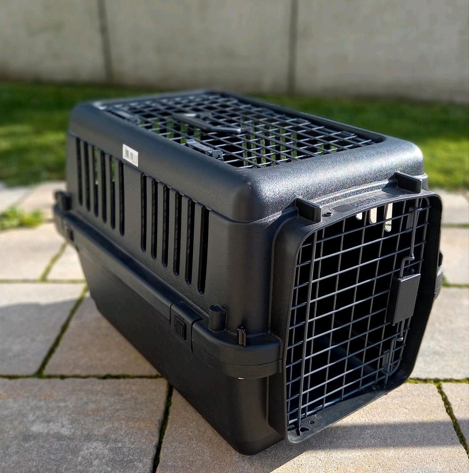 Transportbox für Hunde oder Katzen in Boos
