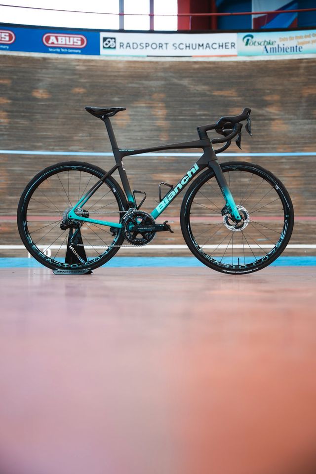 Bianchi Specialissima RC RH 59 ICH WIEGE  :6,6 KG !!! in Kaarst