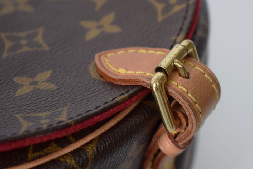 Vintage Louis Vuitton Tambourine Monogram Canvas Crossbody Bag in Herne