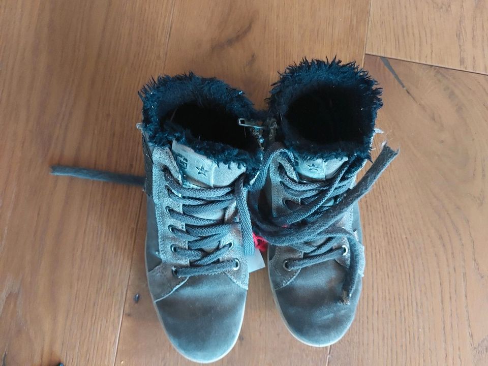 Winterschuhe, Winterstiefel, Wintersneaker grau Gr. 33 in Öpfingen