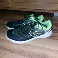 Hallenschuhe Sportschuhe Turnschuhe Halle Kiprun 39 Nordrhein-Westfalen - Bad Berleburg Vorschau