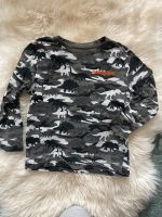 Dinosaurier Dino Shirt langarmshirt 110 grau schwarz weiß Nordrhein-Westfalen - Düren Vorschau