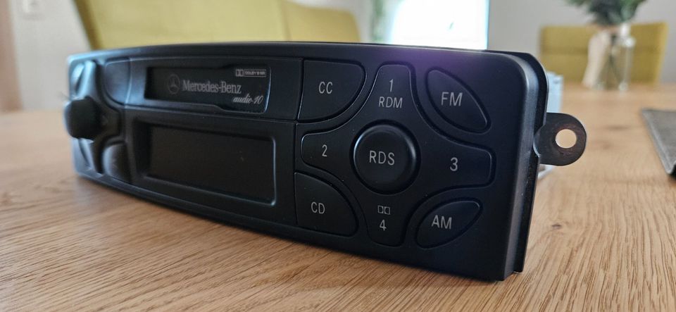 Mercedes Benz Audio 10 W203 Autoradio in Straubing