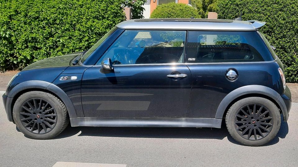 Mini Cooper S /Panoramadach/JCW / Modell Park Lane /R53 in Korbach