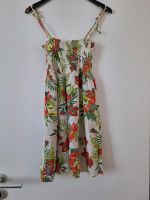 Sommerkleid mit tropischen Blumen Gr. 40 Berlin - Köpenick Vorschau