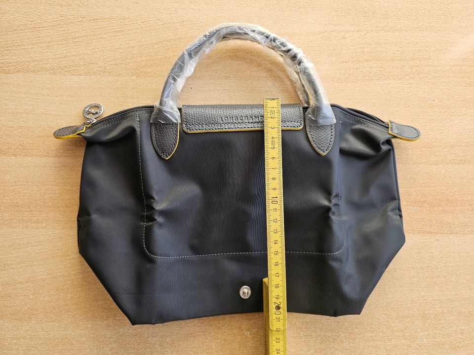 Longchamp Le Pliage Nylon Bag in Graphite beliebt in Frankfurt am Main