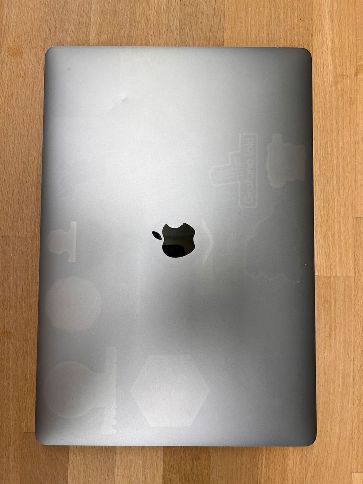 MacBook Pro 16“ 2019 i7 16GB 512GB SSD in München