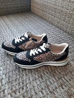 Sneaker Gr. 40 Nordrhein-Westfalen - Bad Oeynhausen Vorschau
