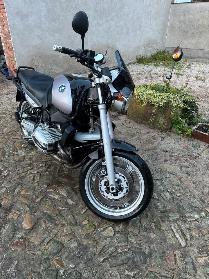 BMW R1100R in Sichau