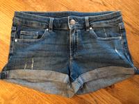 Coole „Review“ Jeans Shorts Gr. XS!!! Hessen - Grünberg Vorschau