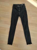 Jeans von Only Skinny Jeans Gr. S 32 Hessen - Pohlheim Vorschau