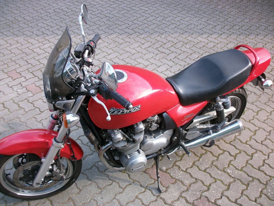 Kawasaki 750 Zephyr ZR 750 C Tüv 04/25 Naked in Flintbek