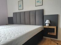 Komplett neue Hotelzimmer mit Betten und Stuhle Hannover - Mitte Vorschau