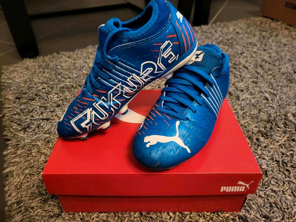 Fussballschuhe Puma Future Z Gr. 35 in Abtsteinach