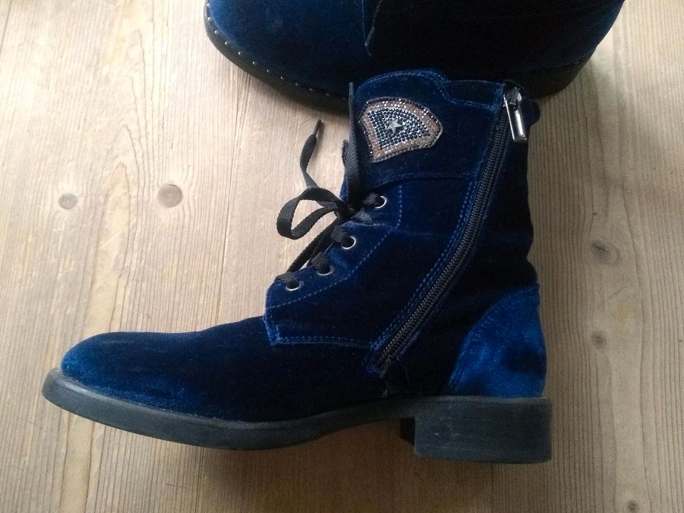 Stiefel Stiefeletten Samt blau Gr. 38 in Gäufelden