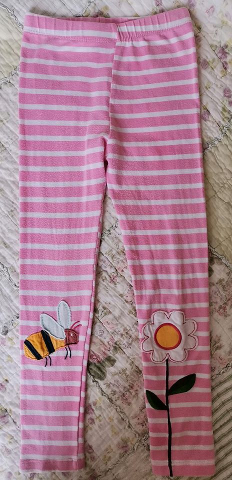 Maedchen Leggings Gr. 116 mit Applikationen in Bremen