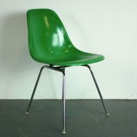 1 von 8 HBase / Gestelle für den Eames Fiberglas-Chair. Vitra. Berlin - Mitte Vorschau