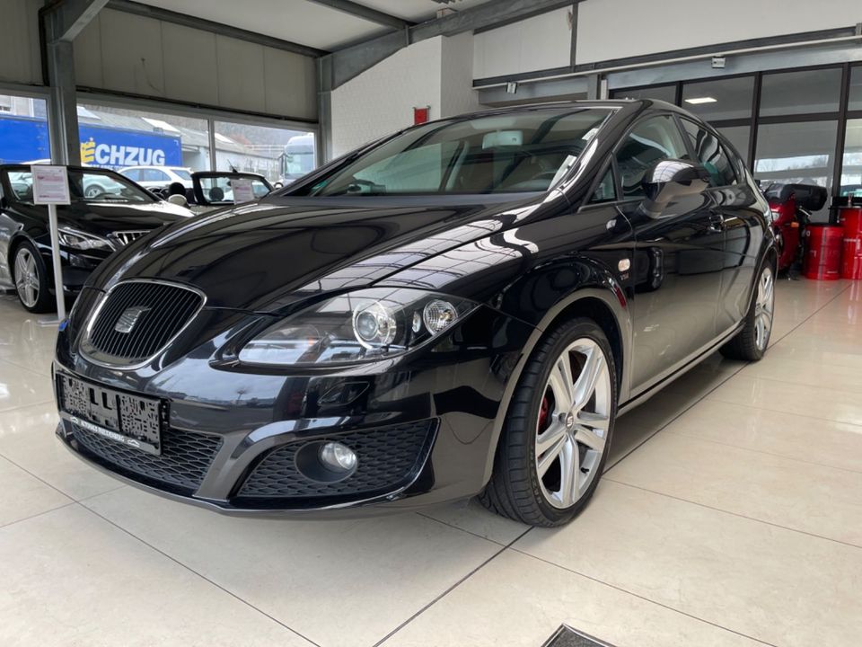 Seat Leon Sport*Neue Motor erst 54000KM Rechn. 6200€ in Freudenberg