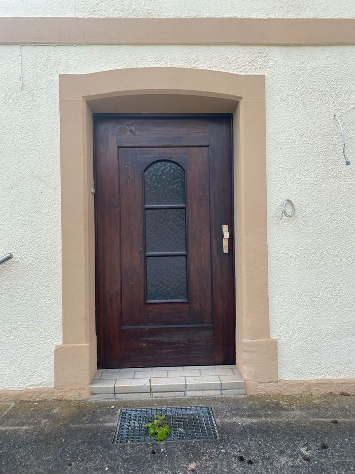 Fertig zum Innenausbau! Teilsaniertes Bauernhaus in ruhiger Umgebung in Kulmbach